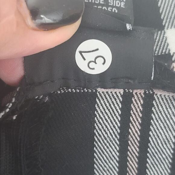 Rue 21 plaid black/pink dark academia Y2K mini skort Sz Medium Twee grunge punk - Picture 9 of 9